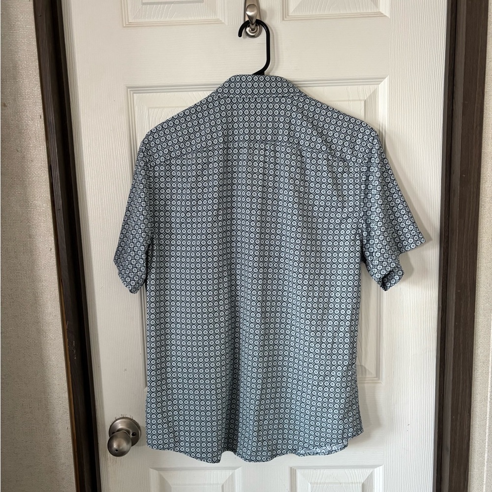 UNTUCKit Blue Patterned Casual Button Down Shirt - Picture 4 of 4